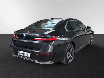 BMW 750e xDrive DAProf. Autobahnass. Head-Up