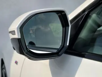 BMW 740d xDrive M Sportpaket Standhzg SkyLounge 21