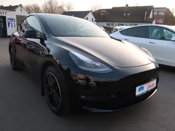 TESLA Model Y Long Range Dual AWD # AHK # black #MWST.