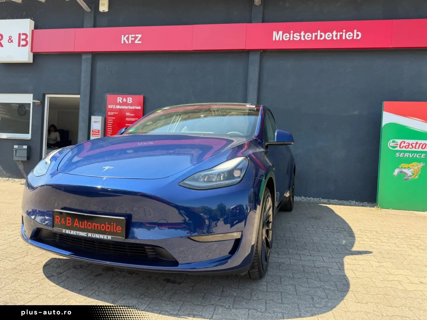 TESLA Model Y Long Range Dual AWD 360Kamera 1xHand Übe
