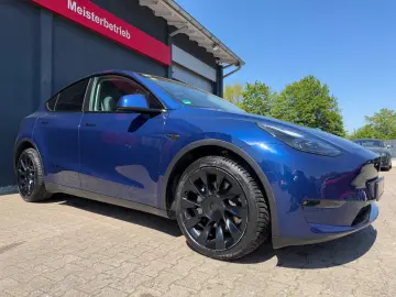 TESLA Model Y Long Range Dual AWD 360Kamera 1xHand Übe