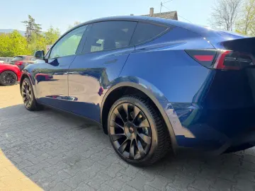 TESLA Model Y Long Range Dual AWD 360Kamera 1xHand Übe
