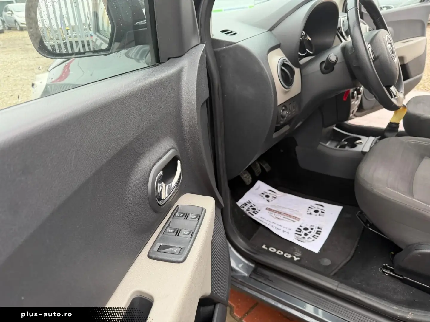 Dacia LODGY 2013 1.2L Benzină