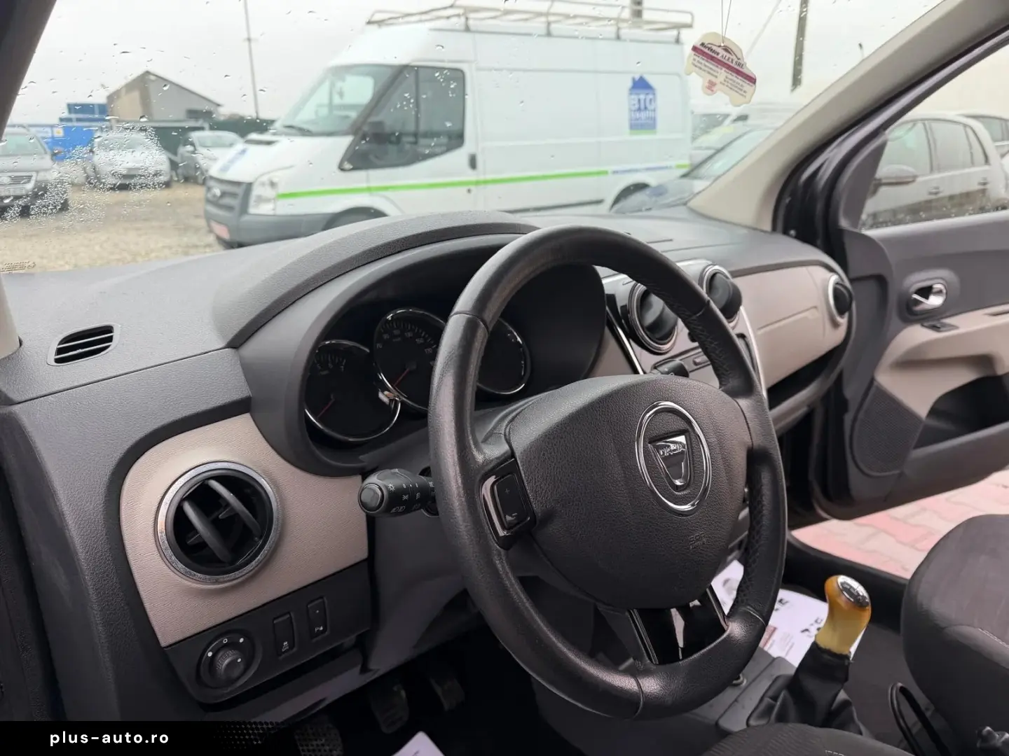 Dacia LODGY 2013 1.2L Benzină