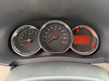 Dacia LODGY 2013 1.2L Benzină