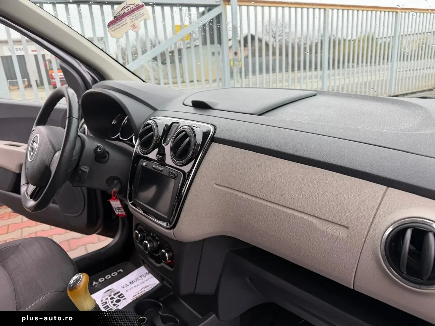 Dacia LODGY 2013 1.2L Benzină