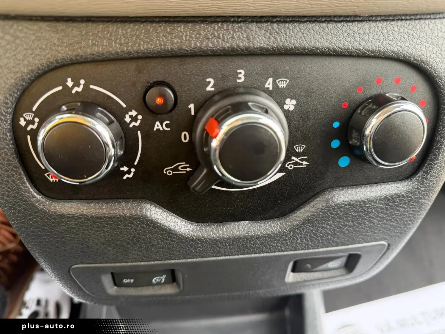 Dacia LODGY 2013 1.2L Benzină