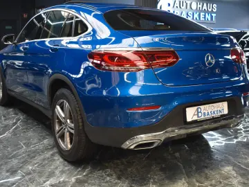 MERCEDES-BENZ GLC 220 d COUPE 4M LEDER GLASDACH STAND-HZ