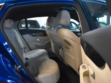 MERCEDES-BENZ GLC 220 d COUPE 4M LEDER GLASDACH STAND-HZ