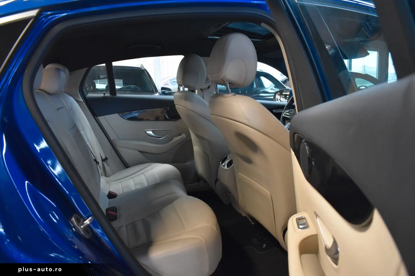 MERCEDES-BENZ GLC 220 d COUPE 4M LEDER GLASDACH STAND-HZ