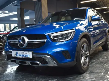 MERCEDES-BENZ GLC 220 d COUPE 4M LEDER GLASDACH STAND-HZ