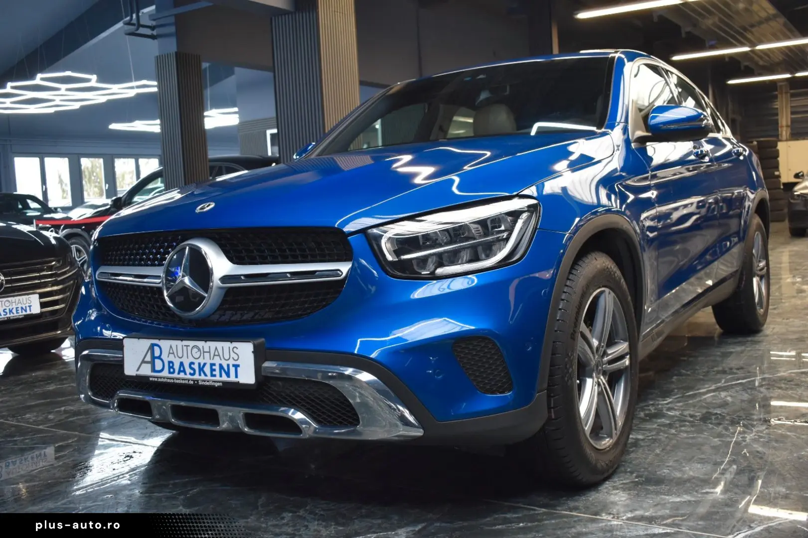 MERCEDES-BENZ GLC 220 d COUPE 4M LEDER GLASDACH STAND-HZ