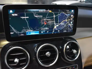 MERCEDES-BENZ GLC 220 d COUPE 4M LEDER GLASDACH STAND-HZ