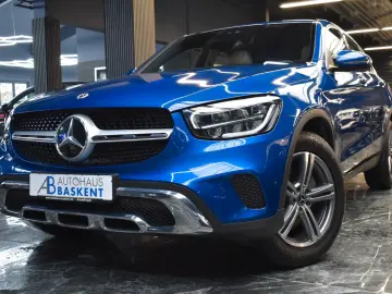 MERCEDES-BENZ GLC 220 d COUPE 4M LEDER GLASDACH STAND-HZ