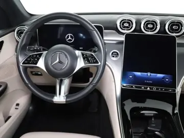 MERCEDES-BENZ GLC 300 d 4M AMG-LMR 2xAvantgarde Line 19 Kam