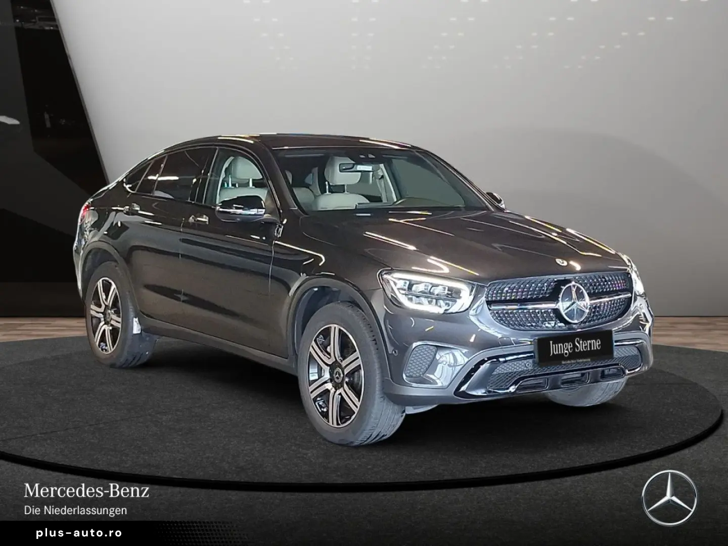 MERCEDES-BENZ GLC300de 4M Cp Night Distr LED AHK Key&hellip;