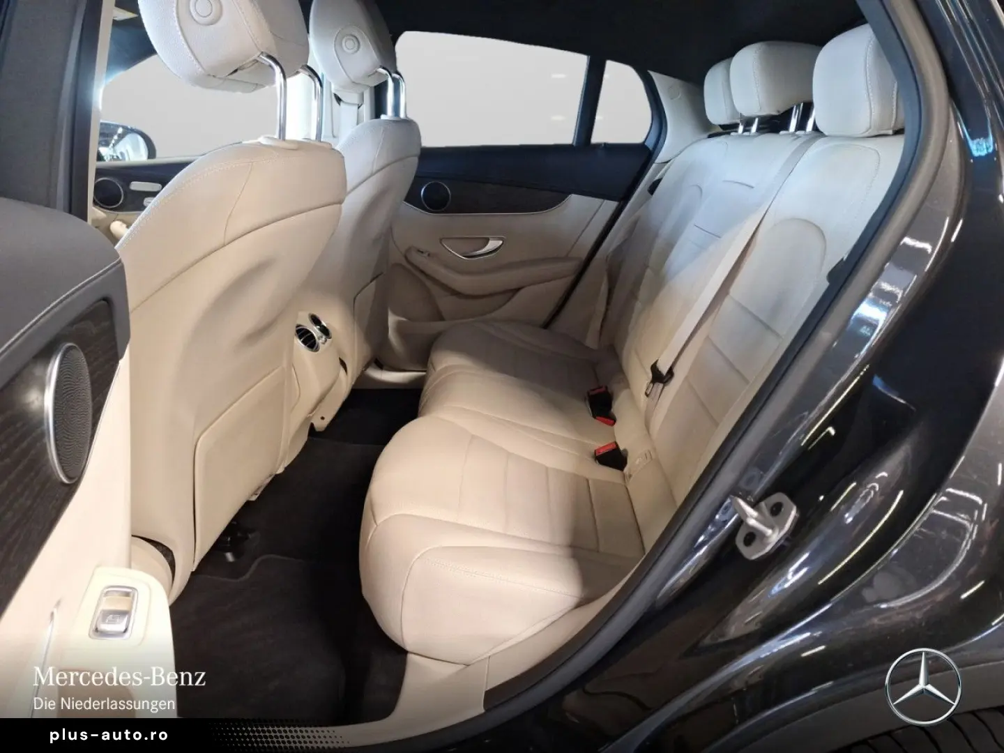 MERCEDES-BENZ GLC300de 4M Cp Night Distr LED AHK Key&hellip;