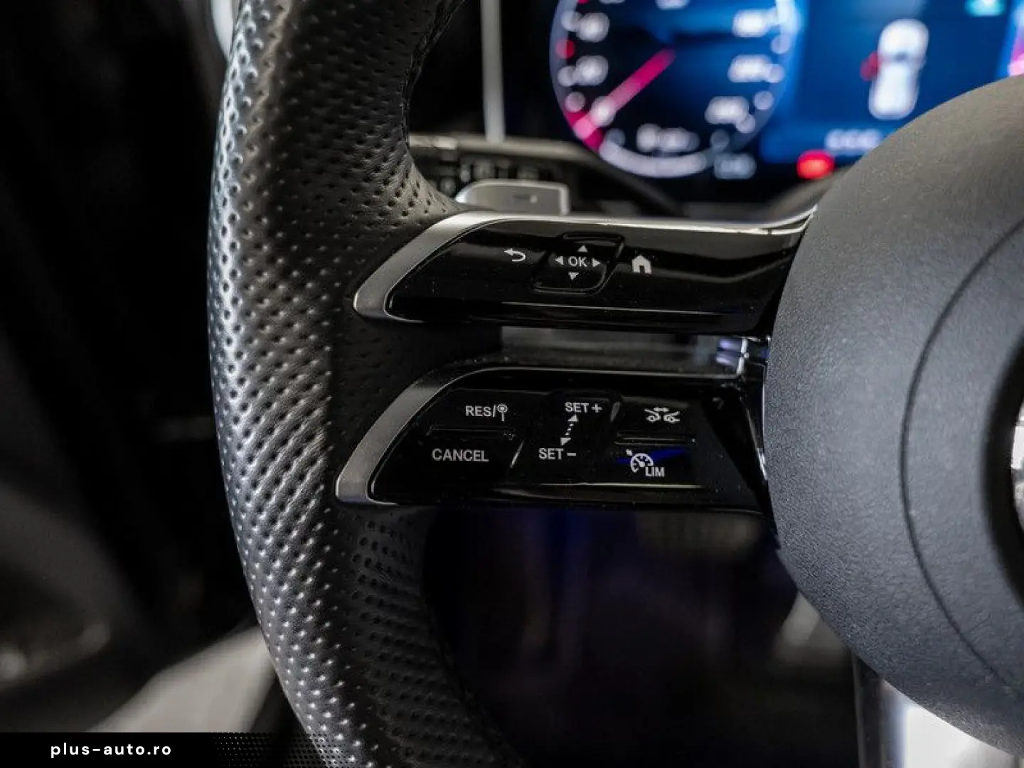 MERCEDES-BENZ GLC 200 4M AMG-Sport LED 360 Pano Nigh&hellip;