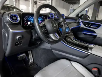 MERCEDES-BENZ GLC 200 4M AMG-Sport LED 360 Pano Nigh&hellip;