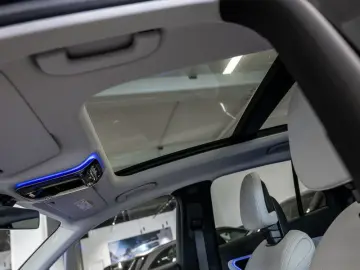 MERCEDES-BENZ GLC 200 4M AMG-Sport LED 360 Pano Nigh&hellip;