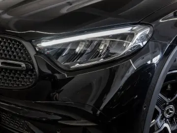 MERCEDES-BENZ GLC 200 4M AMG-Sport LED 360 Pano Nigh&hellip;