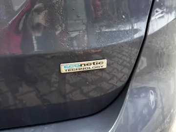 Ford B-MAX 2015 1.0L Benzină