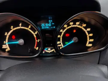 Ford B-MAX 2015 1.0L Benzină