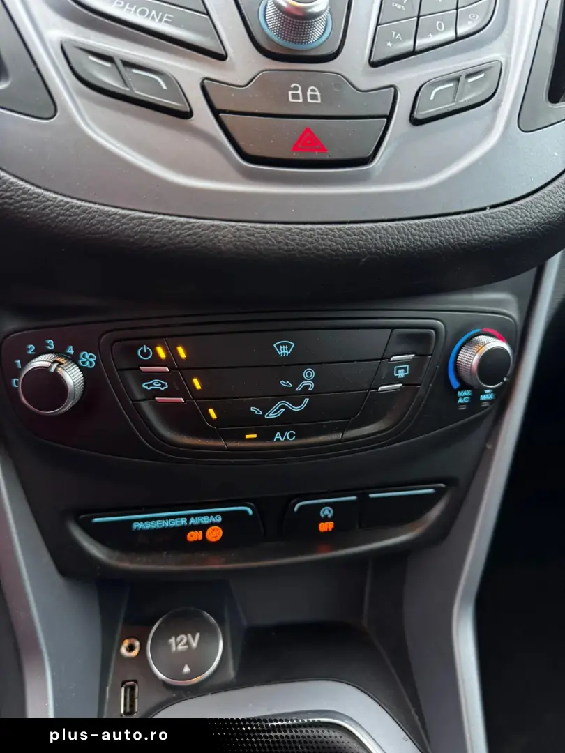 Ford B-MAX 2015 1.0L Benzină