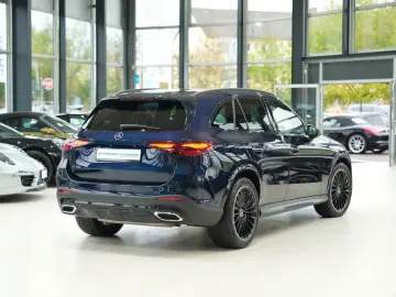 MERCEDES-BENZ GLC 300 4Matic AMG-LINE NIGHT BURM HEA…