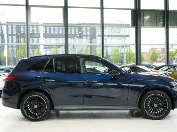 MERCEDES-BENZ GLC 300 4Matic AMG-LINE NIGHT BURM HEA…