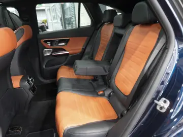 MERCEDES-BENZ GLC 300 4Matic AMG-LINE NIGHT BURM HEA…