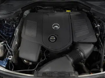 MERCEDES-BENZ GLC 300 4Matic AMG-LINE NIGHT BURM HEA…