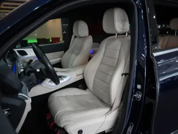 MERCEDES-BENZ GLE 350de 4Matic AMG-LINE PANO 360 KAM…