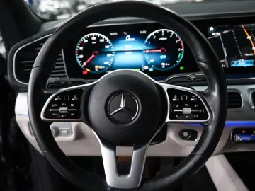 MERCEDES-BENZ GLE 350de 4Matic AMG-LINE PANO 360 KAM…