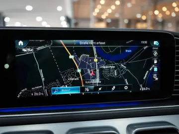 MERCEDES-BENZ GLE 350de 4Matic AMG-LINE PANO 360 KAM…