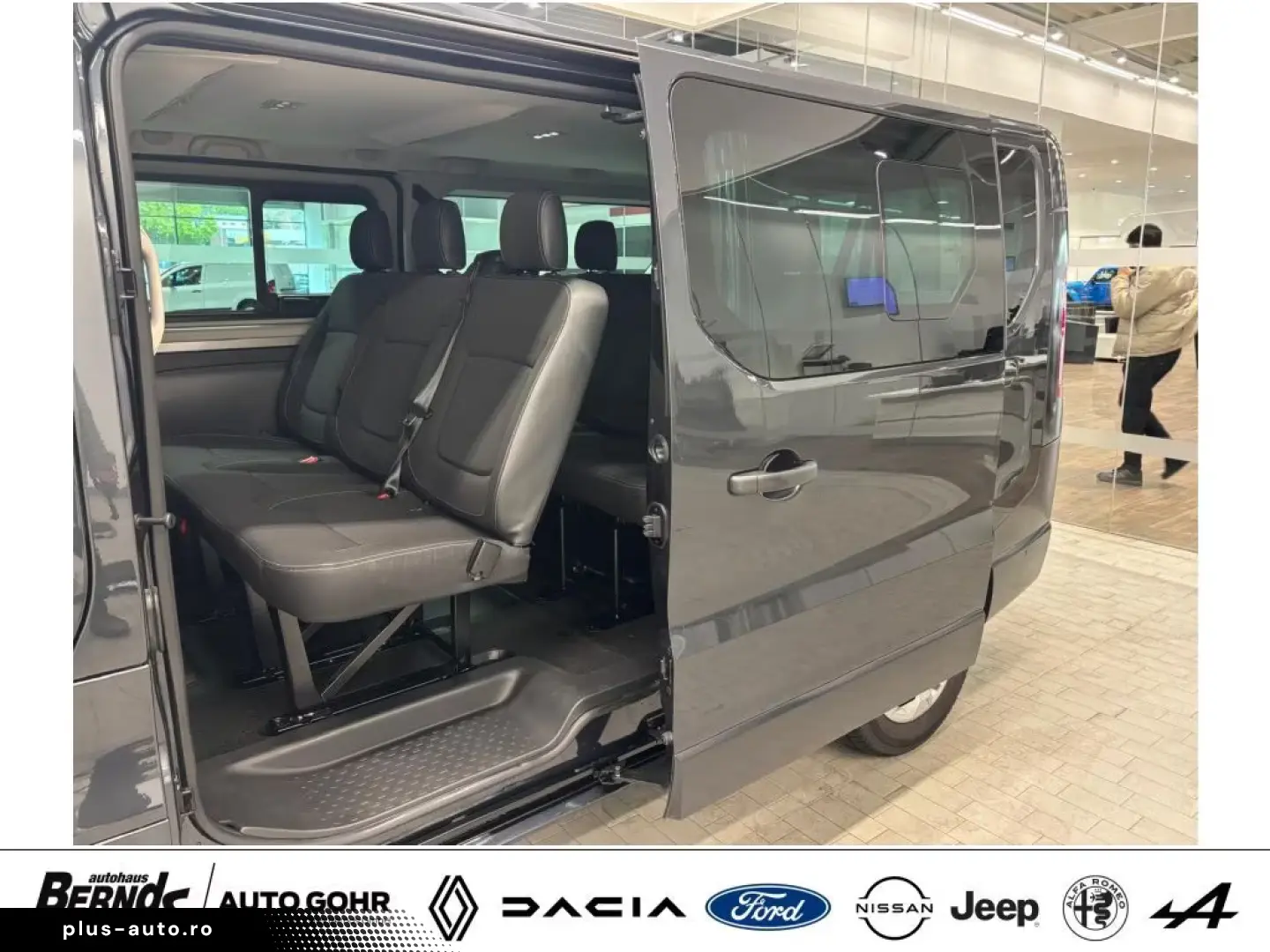 Renault Trafic GRAND Blue dCi150