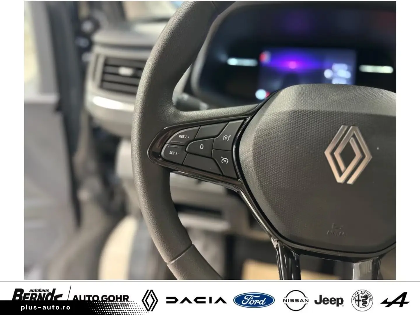 Renault Trafic GRAND Blue dCi150