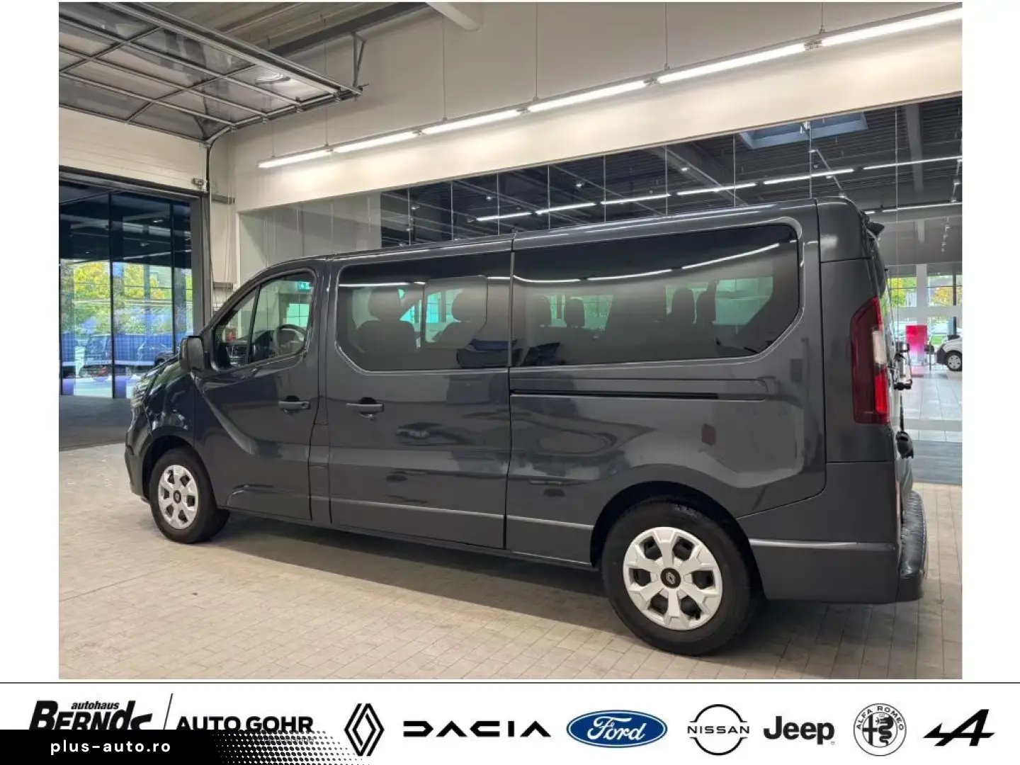 Renault Trafic GRAND Blue dCi150