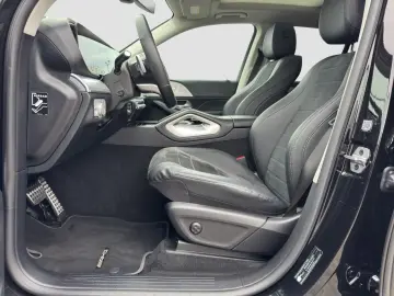 MERCEDES-BENZ GLE 300 d 4M AMG