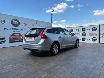 Volvo V60 2013 10