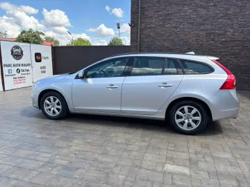 Volvo V60 2013 10