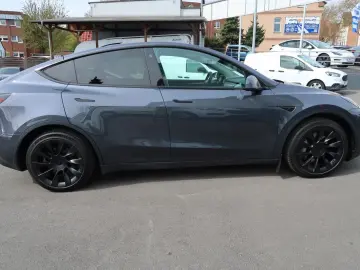 TESLA Model Y Long Range Dual AWD # 51 tkm #MWST.