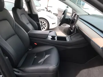 TESLA Model Y Long Range Dual AWD # 51 tkm #MWST.