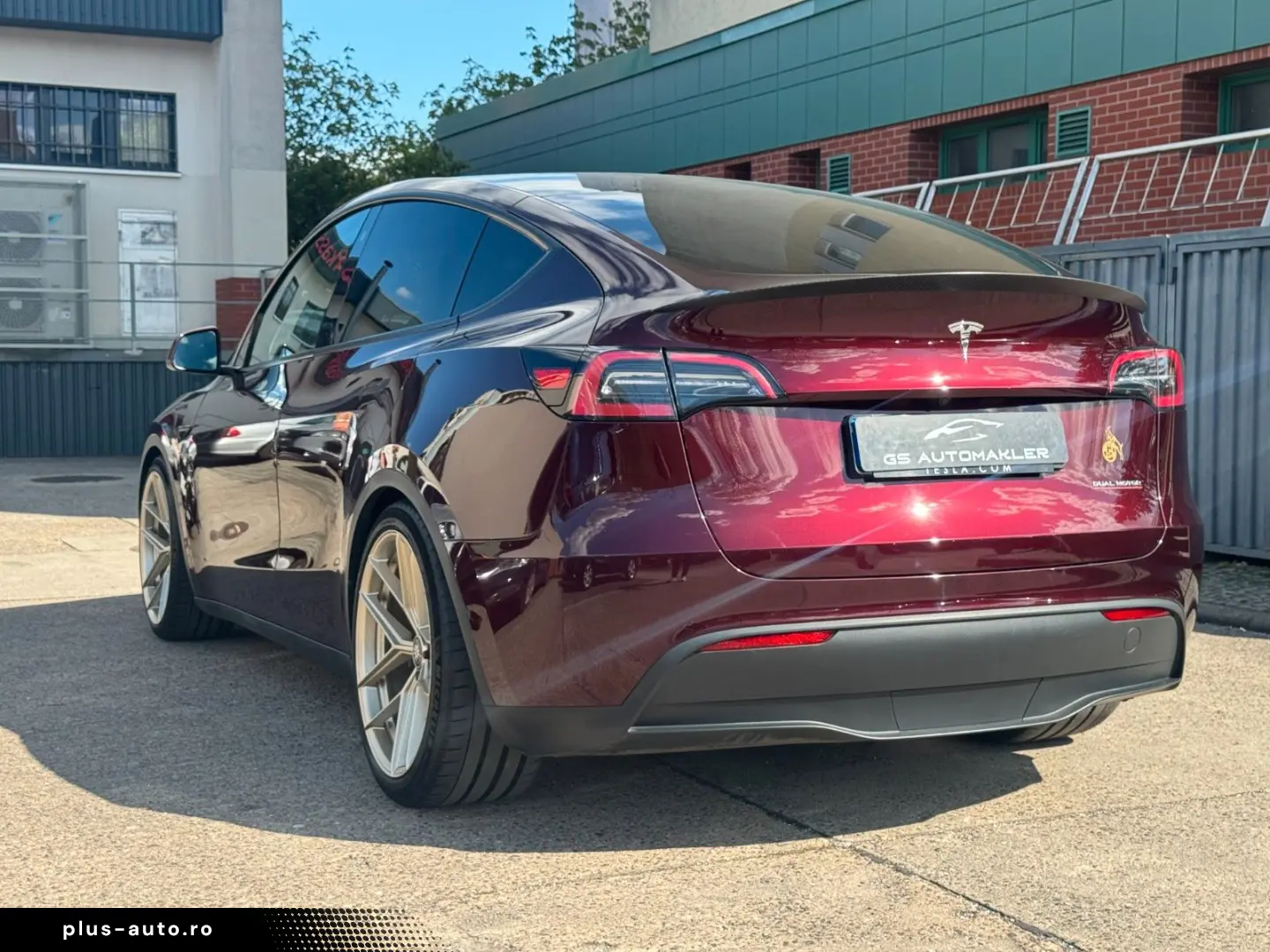 TESLA Model Y Performance Dual AWD
