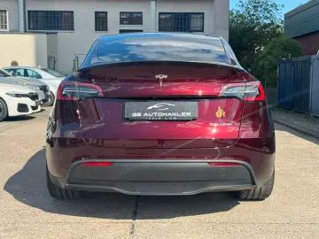 TESLA Model Y Performance Dual AWD