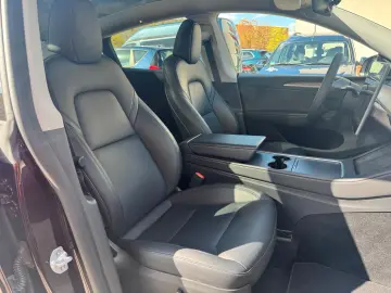 TESLA Model Y Performance Dual AWD
