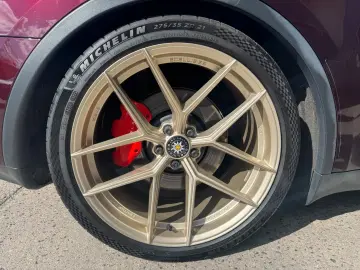 TESLA Model Y Performance Dual AWD