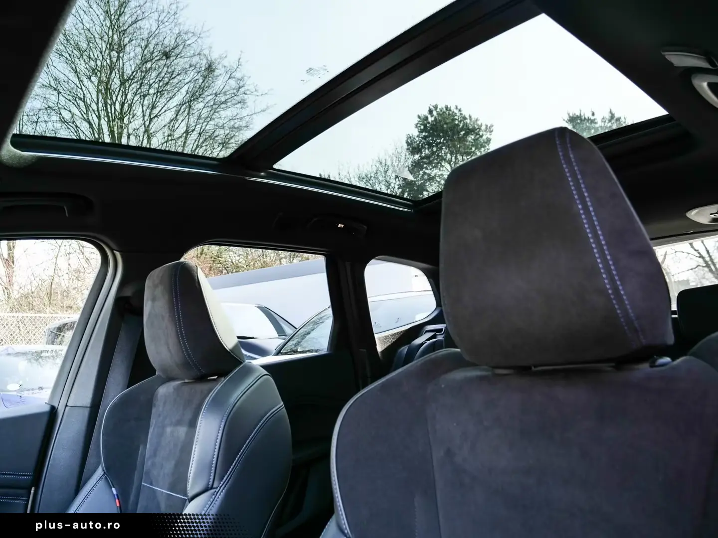 BMW X1 sDrive20i M-Sport AHK Pano