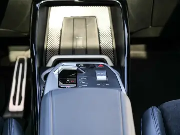 BMW X1 sDrive20i M-Sport AHK Pano