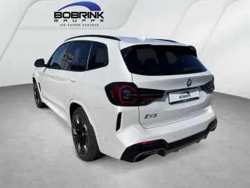 BMW iX3 Impressive Elektro AHK Gestik Head Up LHZ